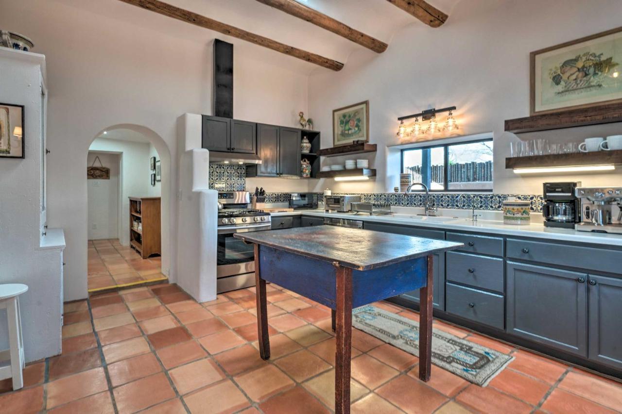 Adobe House With Patio - Walk To Dtwn Plaza And Shops! Villa Santa Fe Exteriör bild