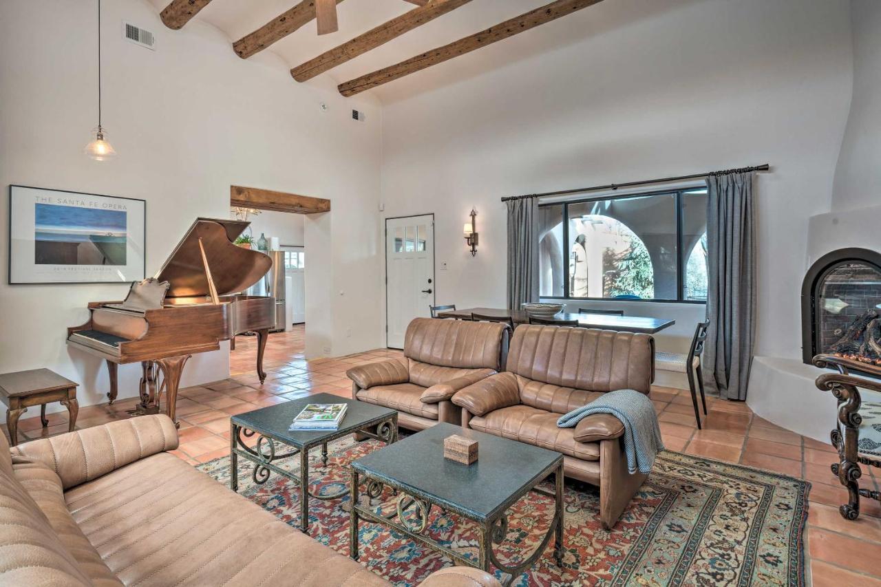 Adobe House With Patio - Walk To Dtwn Plaza And Shops! Villa Santa Fe Exteriör bild